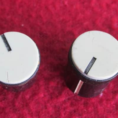 Yamaha PM-200B MIXER Channel Knobs-Lot Of 4-REVERB ECHO TREBLE BASS KNOBS-Round Shaft