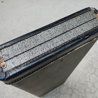Vintage 60's Fender Hardshell Case for Mustang Duosonic Musicmaster Bronco - Salt & Pepper Covering image 5
