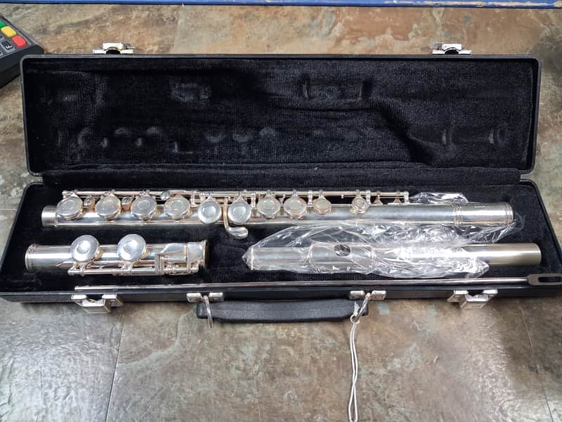 Azumi AZ3-SRBO-C Flute with Offset G, B-Foot, Gizmo Key, C# Trill Key