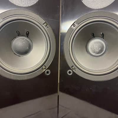 NHT Model 1.3 Black Glossy one pair, excellent working condition and very good cosmetic. image 3