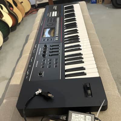 Roland Juno-D6 61-key Keyboard Synthesizer (Pre-Owned) image 2