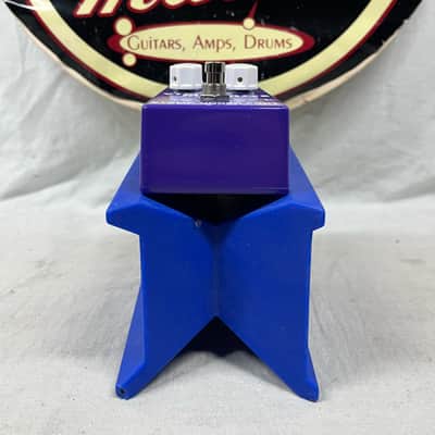 Stomp Under Foot Violet Menace Fuzz Pedal image 3