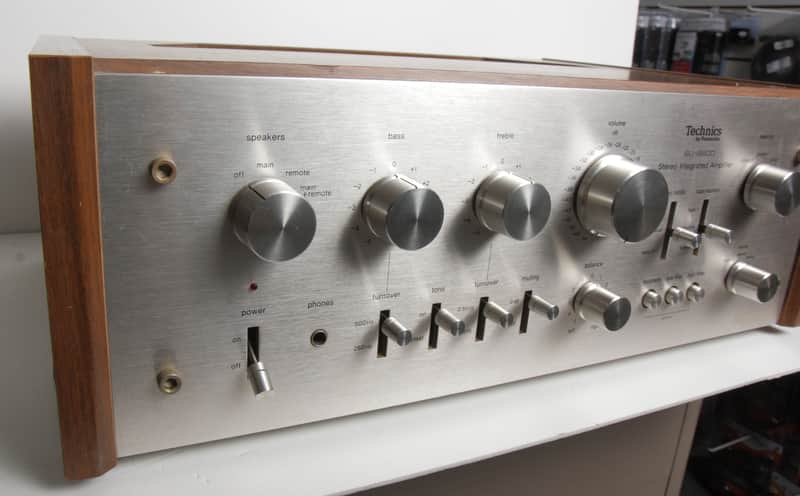 Technics SU-8600 Vintage Stereo Integrated Amplifier in Wood Case