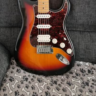 Fender US Lone Star Stratocaster with Rosewood Fretboard 1996 - 2000 - 3-Color Sunburst image 2