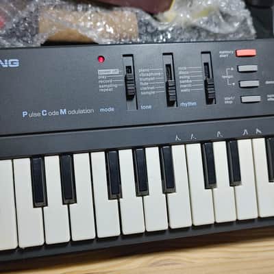CASIO SK 10 32-KEY SAMPLING KEYBOARD SAMPLER BITS image 2