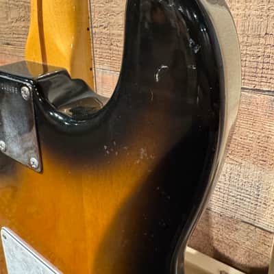 Fender American Vintage '57 Reissue Stratocaster 1989 2-Tone Sunburst image 8