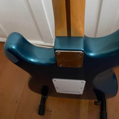John Cruz built Fender Strat Plus with Maple  Fretboard 1988-Lake Placid Blue image 5