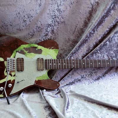 GB Liuteria Traditional Tele walnut burl and resin green image 8