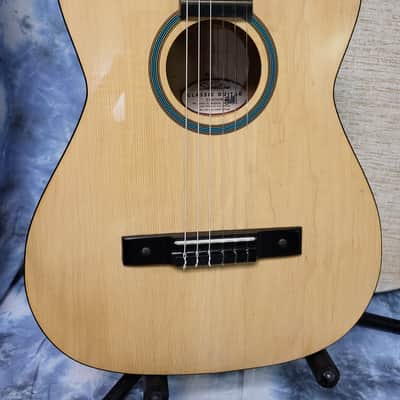 Vintage 1967 Silvertone Classical Guitar Model 660 Kay Built Natural New Strings Original Hard Shell Case image 3