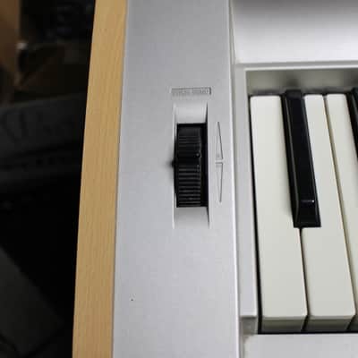 Yamaha DGX-500/ With Power Supply and Stand image 6