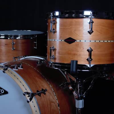 Craviotto Cherry With Maple Inlay 4 Piece Shell Pack image 3