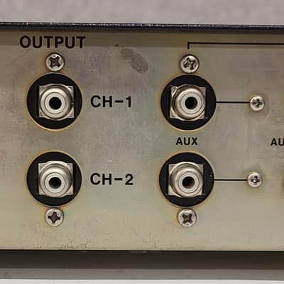 Vintage Realistic Model 33-1057 Two Channel Stereo Mic Mixer image 8