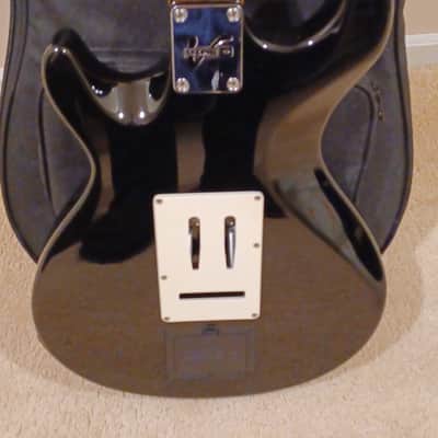Line 6 Variax 600 Black - U2 The Edge image 3