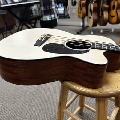 Martin 000C Jr-E Junior Short-Scale Bass Acoustic/Electric Bass Guitar w/ Case image 10