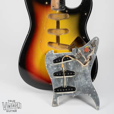1967 Fender Stratocaster Sunburst Tortoise Shell Pickguard image 15