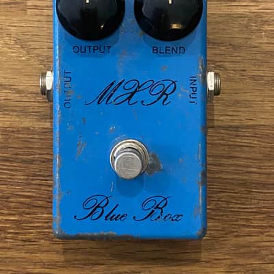 MXR Blue Box スクリプトロゴ MXR MX-103 Script Blue Box 1973 - 1975 | Reverb