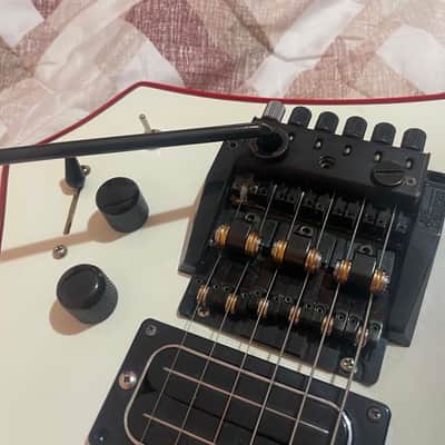 Immagine Washburn HM20V with Bill Lawrence pickups Made in Japan 1985 - 17