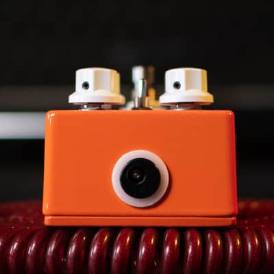 JHS Pulp N Peel V4 Compressor Preamp DI Box Guitar Effects Pedal image 3