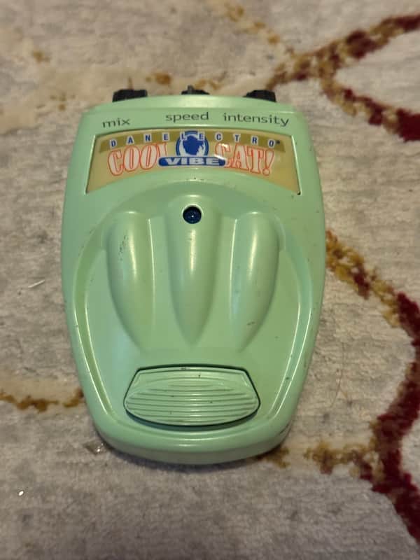 Danelectro Cool Cat Vibe