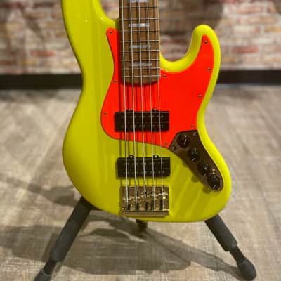 Fender Mono Neon Jazz Bass V - Neon Yellow image 3