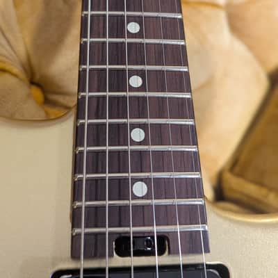 Charvel Pro-Mod San Dimas Style 1 HH FR RW 2025 - Pharaohs Gold image 6
