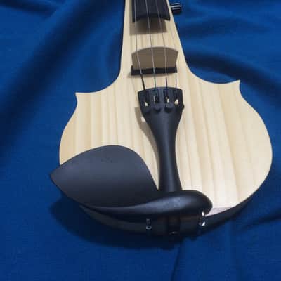 Violin 4/4  electric image 2