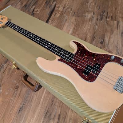 Fender P-Bass Research & Development Precision Bass 2008 Blonde UNICORN Spruce Cap! image 10