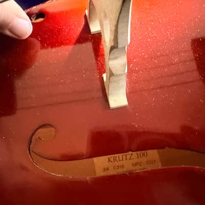 Used Krutz 100 C310 3/4 Size Cello Outfit w/ padded carry bag & carbon fiber bow. In very good condition, ready to play. image 2