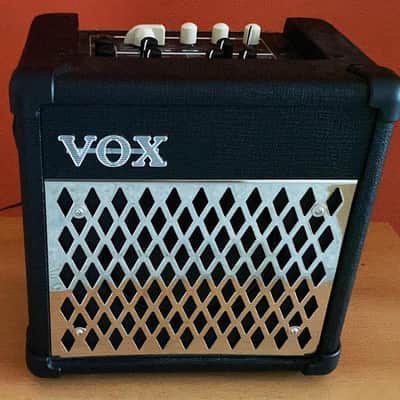VOX MINI5 Rhythm Modeling Guitar Amp Amplifier – Mint Condition Mini 5 image 3