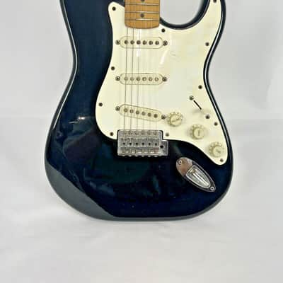 1994 Fender Squier Stratocaster Black good condition w/Gig bag image 2