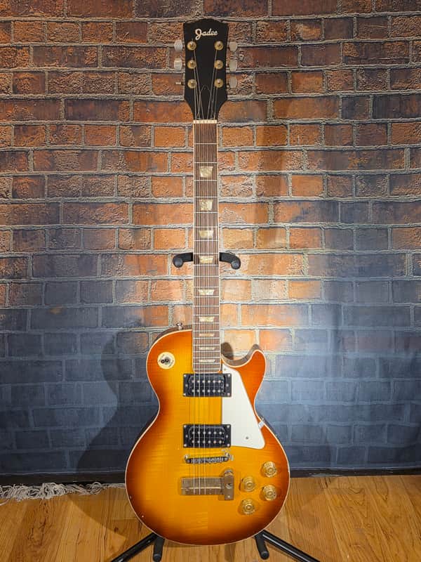 Vintage 1970s Jadee LP-Copy Electric Guitar Sunburst image 1
