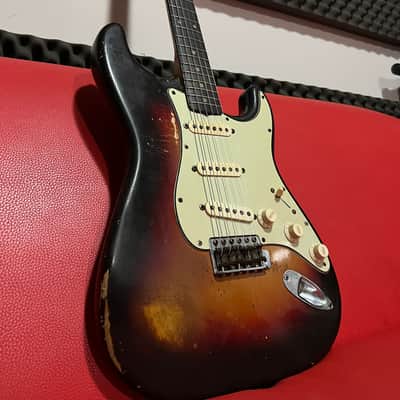 Fender Stratocaster 1961 all original image 2
