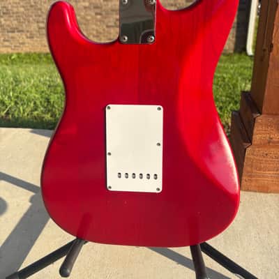 Fender Highway One Stratocaster with Rosewood Fretboard 2002 - 2005 - Natural image 2