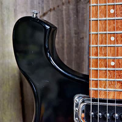 1989 Rickenbacker 610 - Jetglo image 5