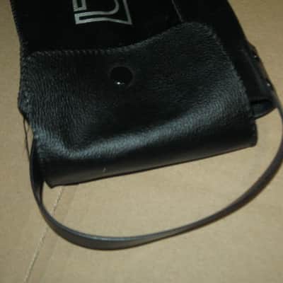 lightly used genuine BOSS vinyl pouch for FV300H, FV300L, and similar size size Boss pedals (NO pedal included) 1990s - Black Vinyl Exterior / Black Thin Canvas Interior image 9