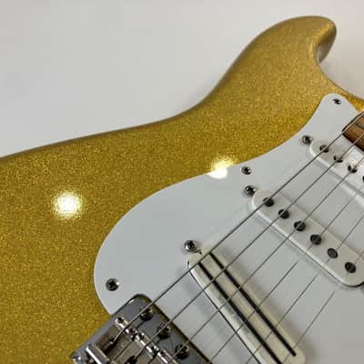 Fender Stratocaster with 3-Bolt Neck, Maple Fretboard 1976 Gold Sparkle image 11
