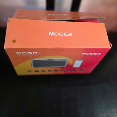 Mooer SD30 30-Watt 1x8" Digital Modeling Guitar Combo 2019 - Present - White image 4