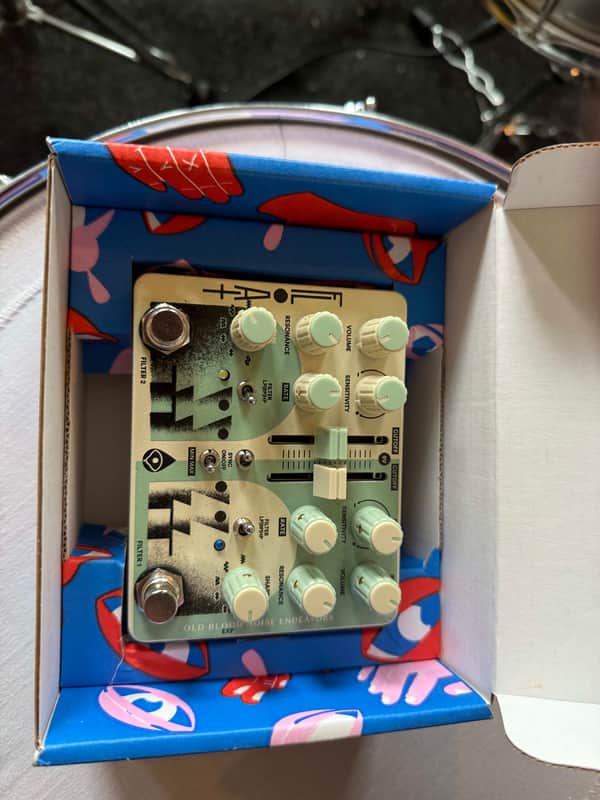 Old Blood Noise Endeavors Float Dual Moving Filter 2022 - Present - Cream / Mint Graphic image 1