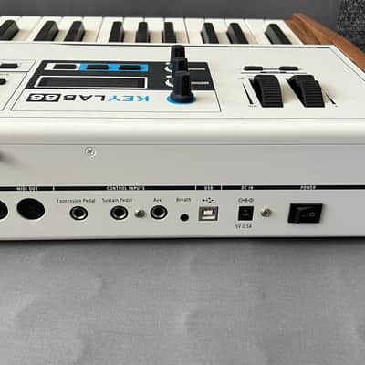 Arturia KeyLab 88 MIDI Controller MIDI Controller 2015 - 2017 - White image 5