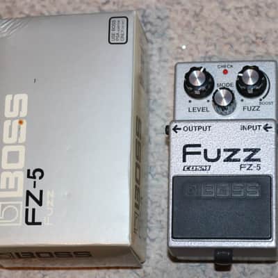 Roger Mayer Crossroads Signal Director. | Reverb Canada