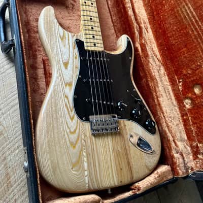 Vintage 1977 Fender Stratocaster Hardtail - Natural image 18