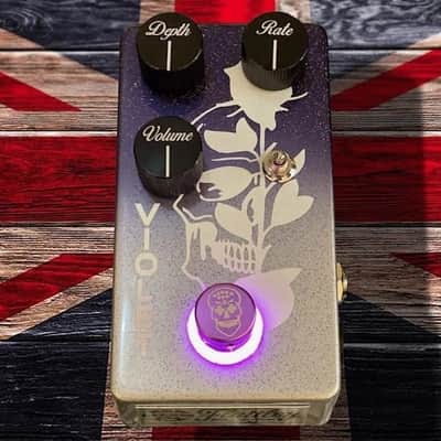 Flattley Boutique Effects Pedals Guitar Platinum Range - Violet Tremolo Pedal image 1