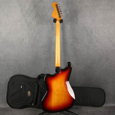 Fender Bass VI - Made in Japan - 3 Tone Sunburst - 2nd Hand image 7