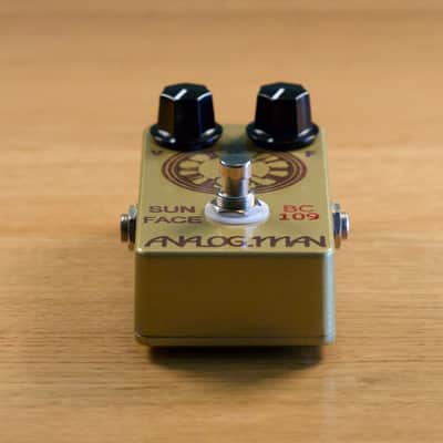 AnalogMan Sun Face BC109C Silicon Fuzz — Clockface Graphics + GigRig Virtual Battery image 3