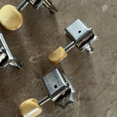 1964 1965 1966 set Fender Musicmaster Duo Sonic Mustang guitar tuners tuning pegs image 3