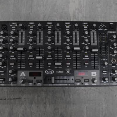 Behringer VMX1000USB Professional 7-Channel Rackmount DJ Mixer