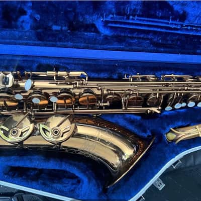 JL Woodwinds Tenor Saxophone + case + mouthpieces image 1