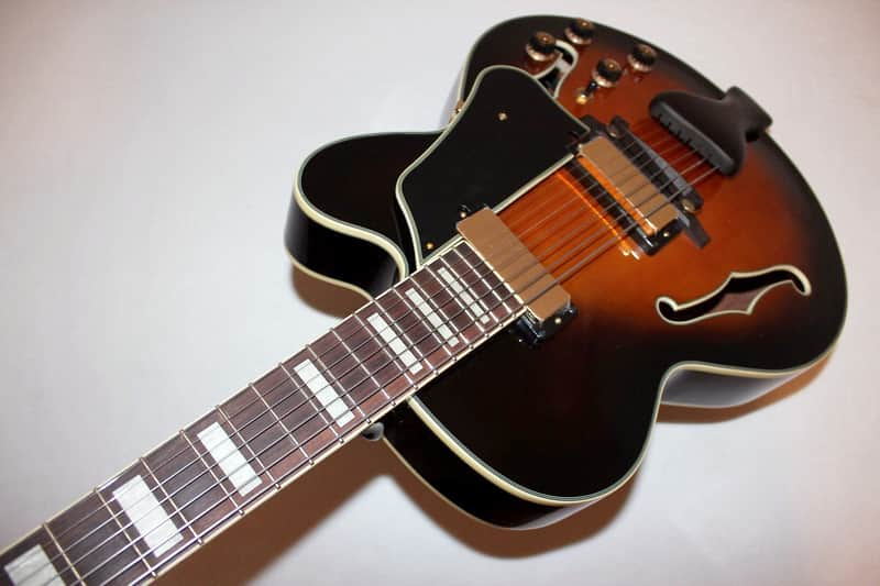 T's guitars Arc Hollow Jazz Arc Series · T's Guitars