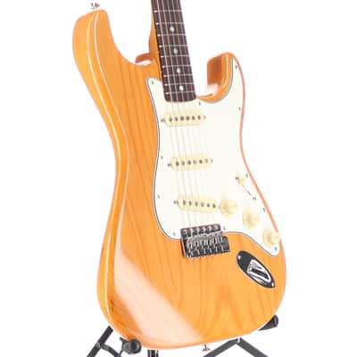Fender Certified Pre-Owned American Vintage II 1973 Stratocaster, Rosewood Fingerboard, Aged Natural (P12) (16280) image 3