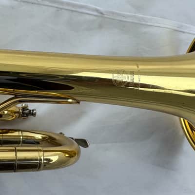 Yamaha YTR-2330 Standard Trumpet 2010s - Lacquered Brass image 9